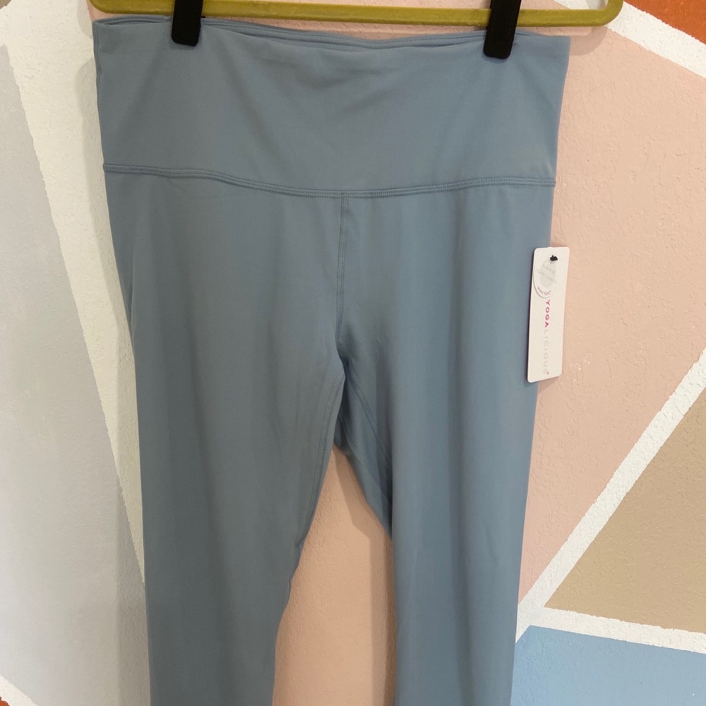 Yogalicious Leggings.